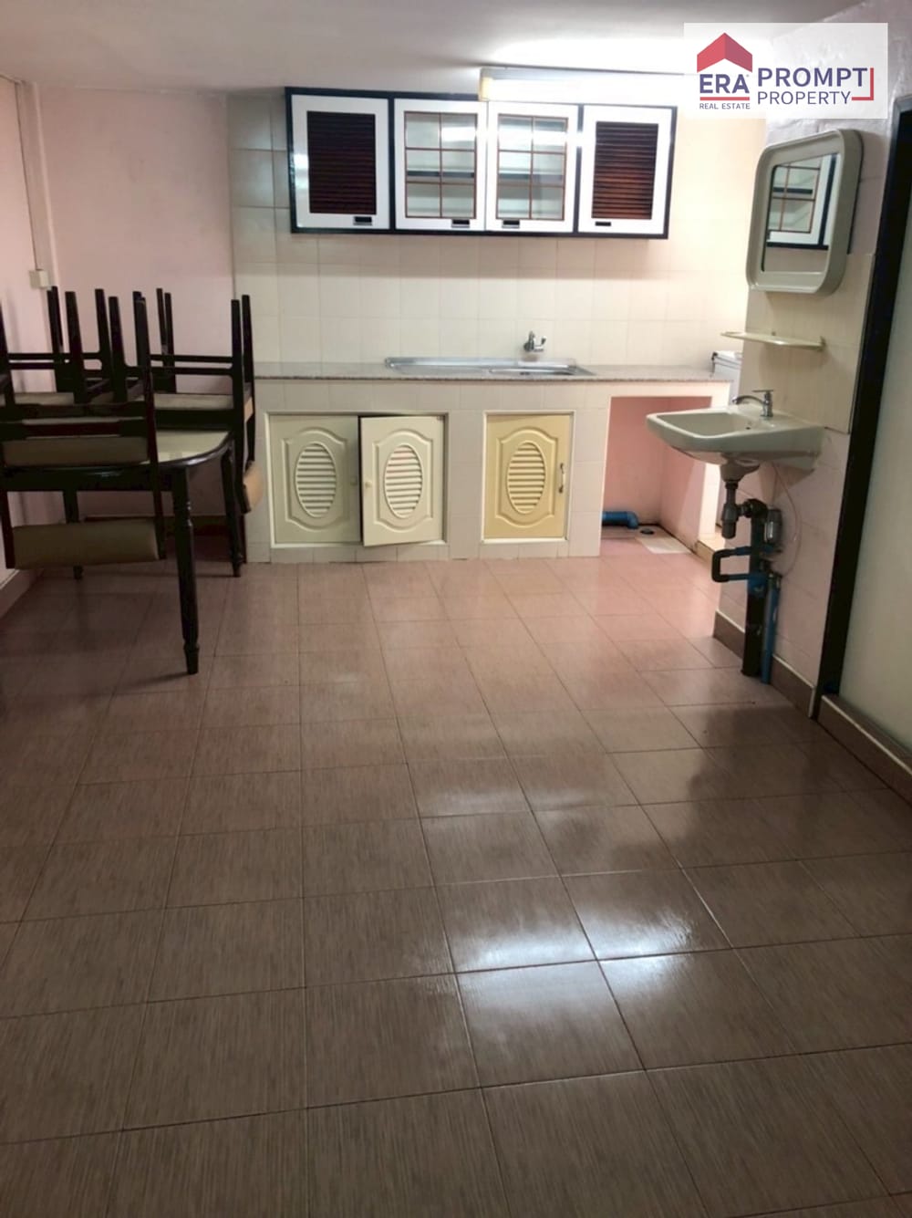 House for Sale Prime Location, Soi Ngamwongwan 23 12