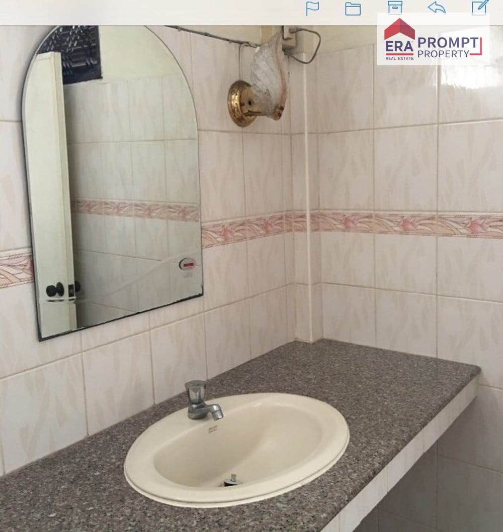 House for Sale Prime Location, Soi Ngamwongwan 23 18