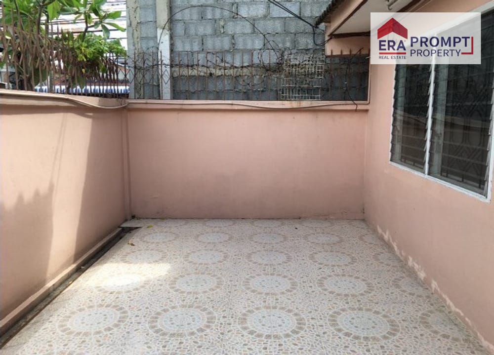 House for Sale Prime Location, Soi Ngamwongwan 23 3