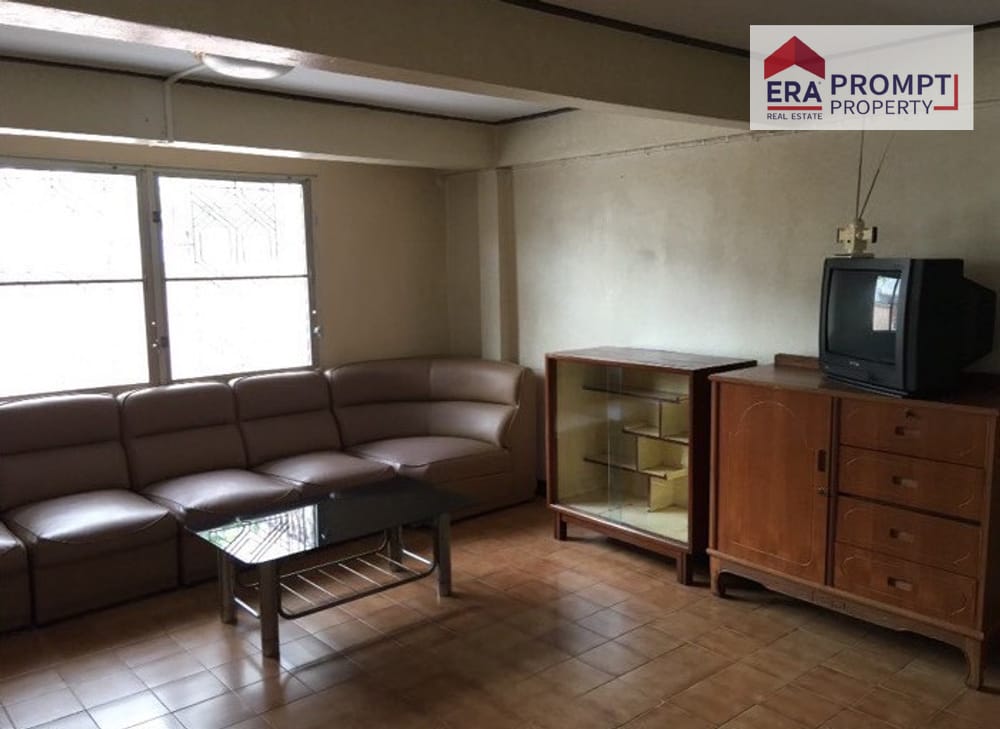 House for Sale Prime Location, Soi Ngamwongwan 23 7
