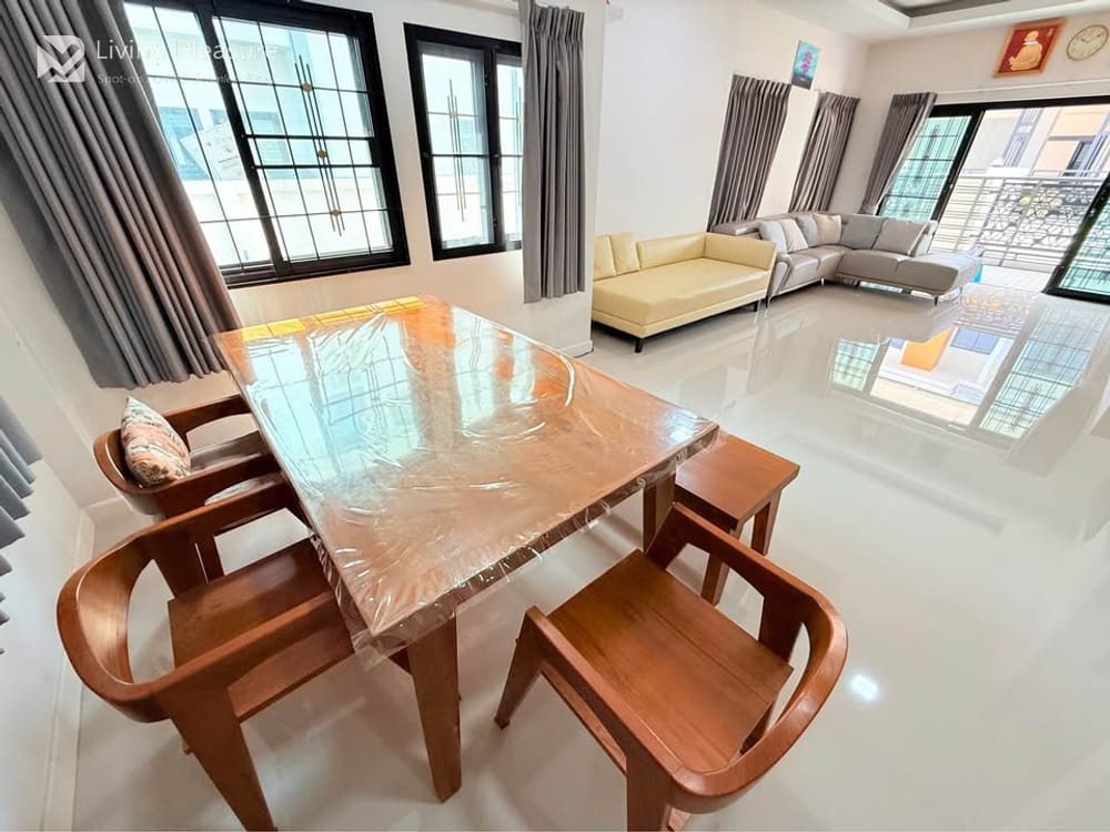 ขาย 3 ห้องนอน บ้าน , 8