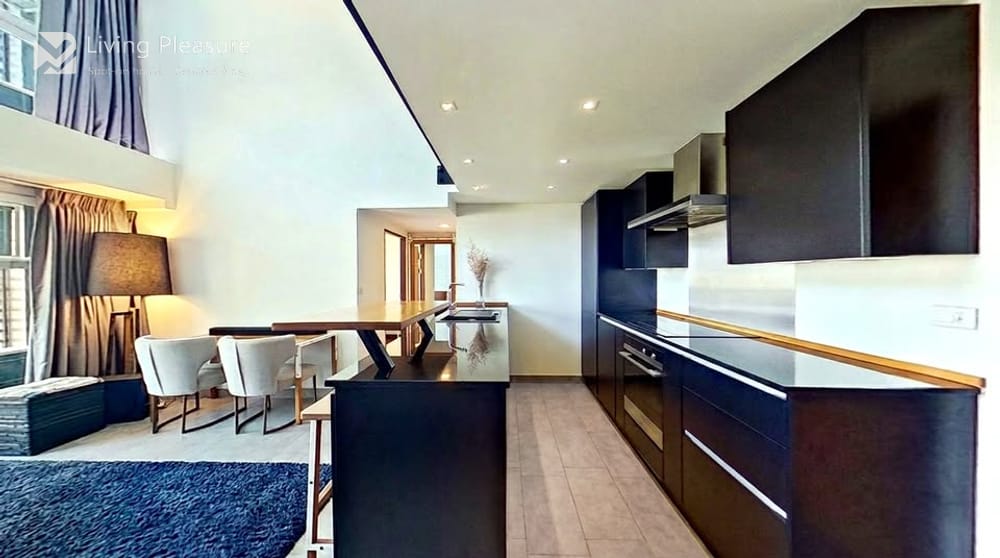 DLV Condo – Thonglor 20 - Top Floor Duplex | 2 Bed 2 Bath 4