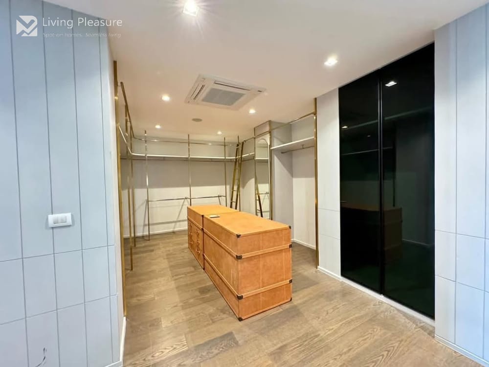 ขาย 4 ห้องนอน บ้าน ใน ดิเอวา เรสซิเดนซ์ (The AVA Residence) 9