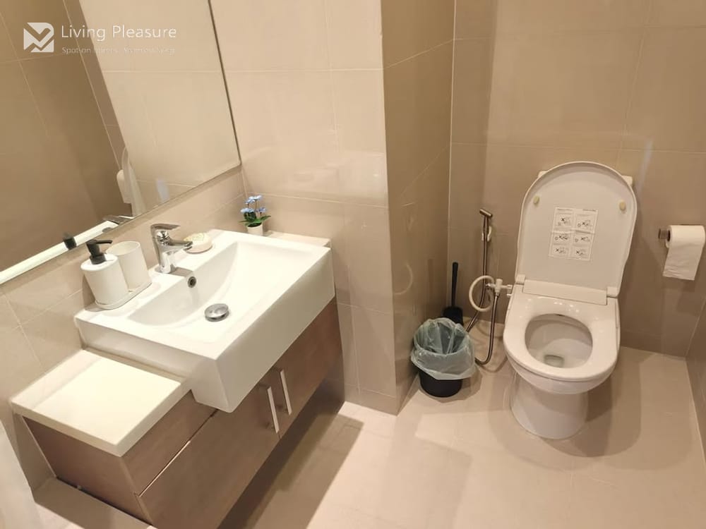 Noble Refine Phrom Phong | Spacious 2BR | Walk to BTS 21