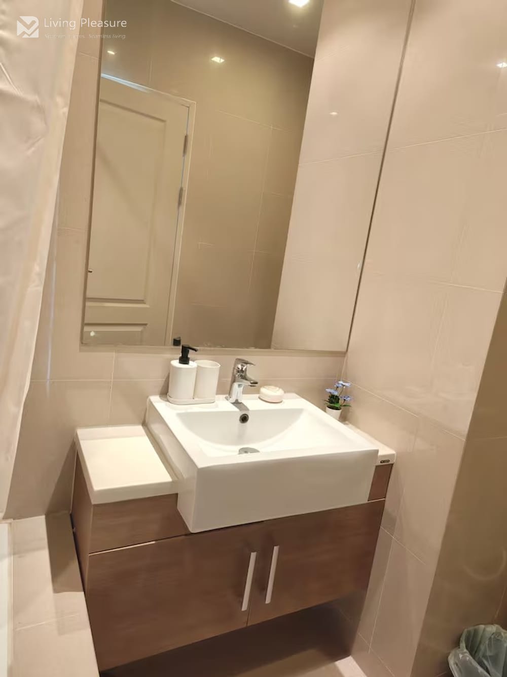 Noble Refine Phrom Phong | Spacious 2BR | Walk to BTS 24