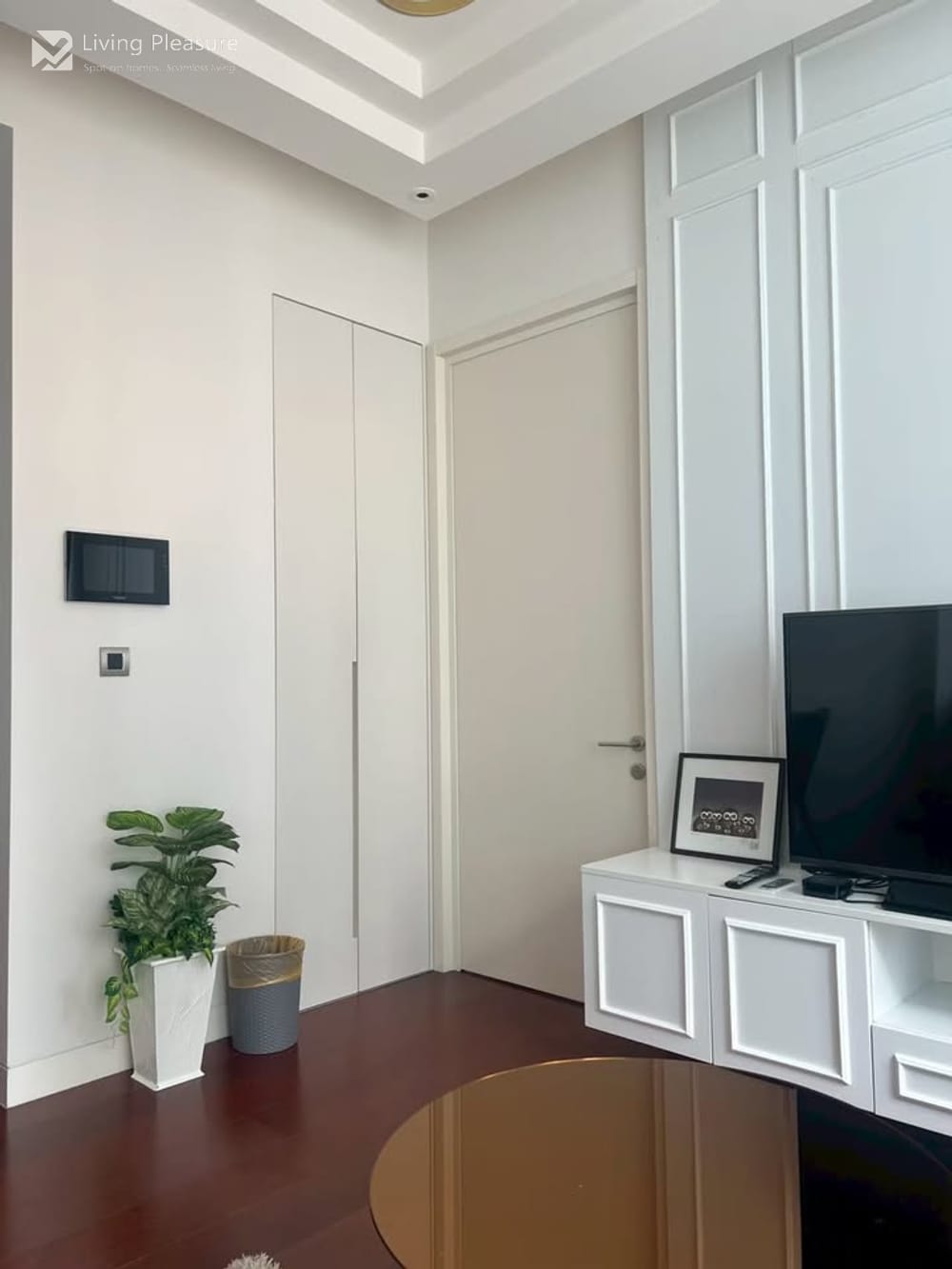 Luxury 1-Bedroom Condo for Rent at KHUN by YOO, Near BTS Thong Lo 2