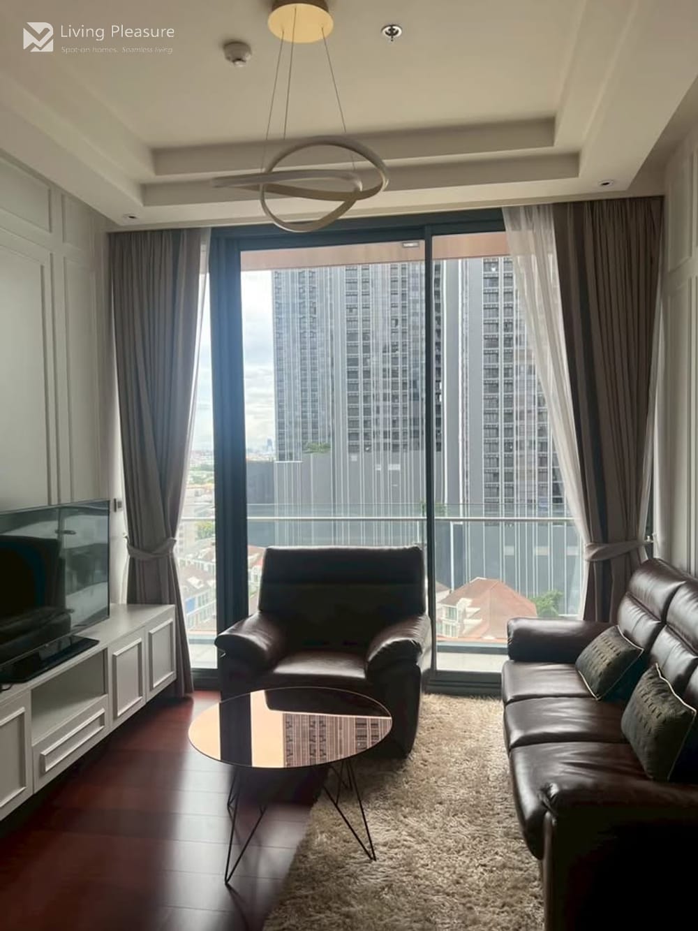 Luxury 1-Bedroom Condo for Rent at KHUN by YOO, Near BTS Thong Lo 4