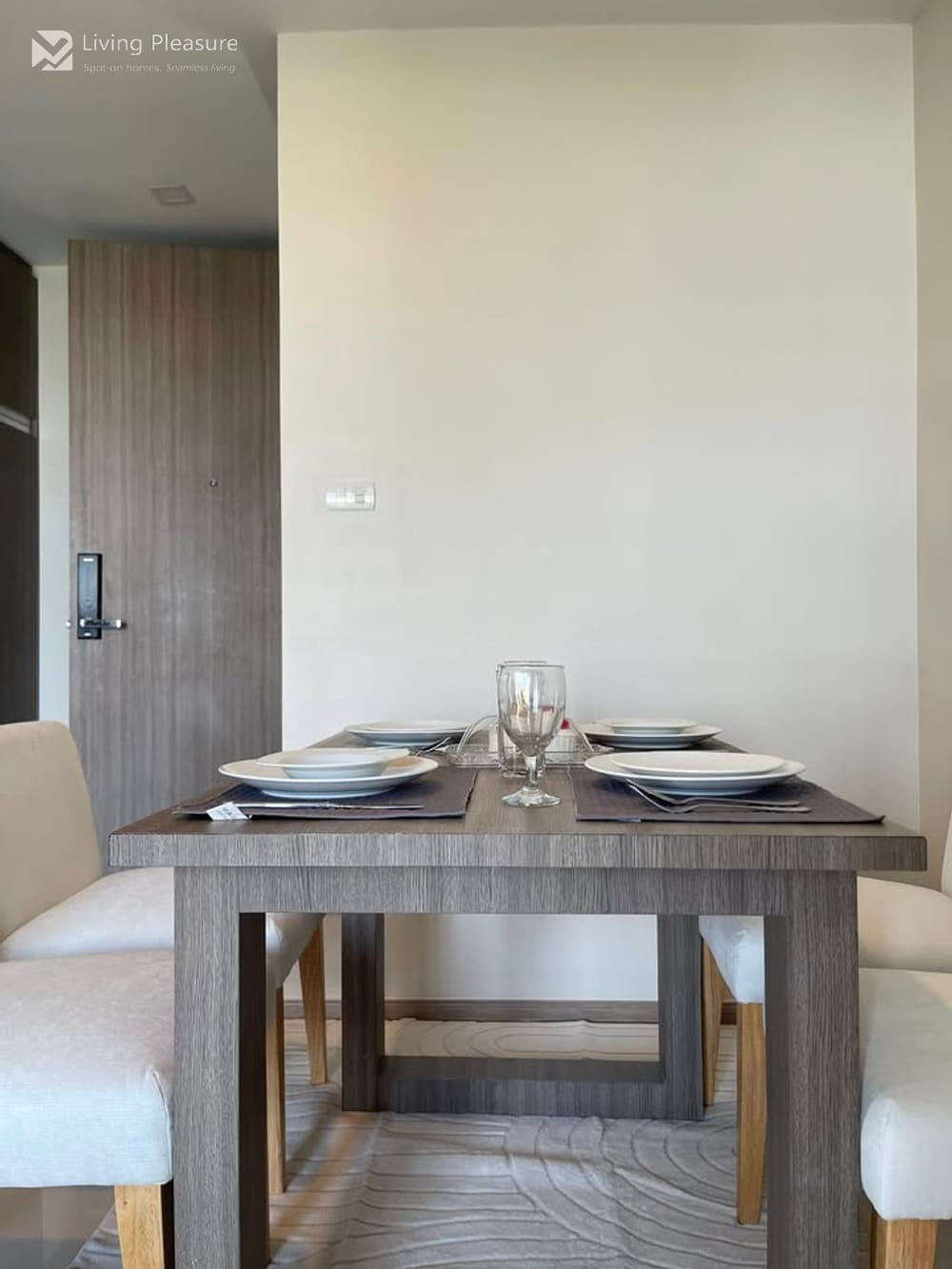 2 Bedrooms for Rent I Art @ Thonglor 4
