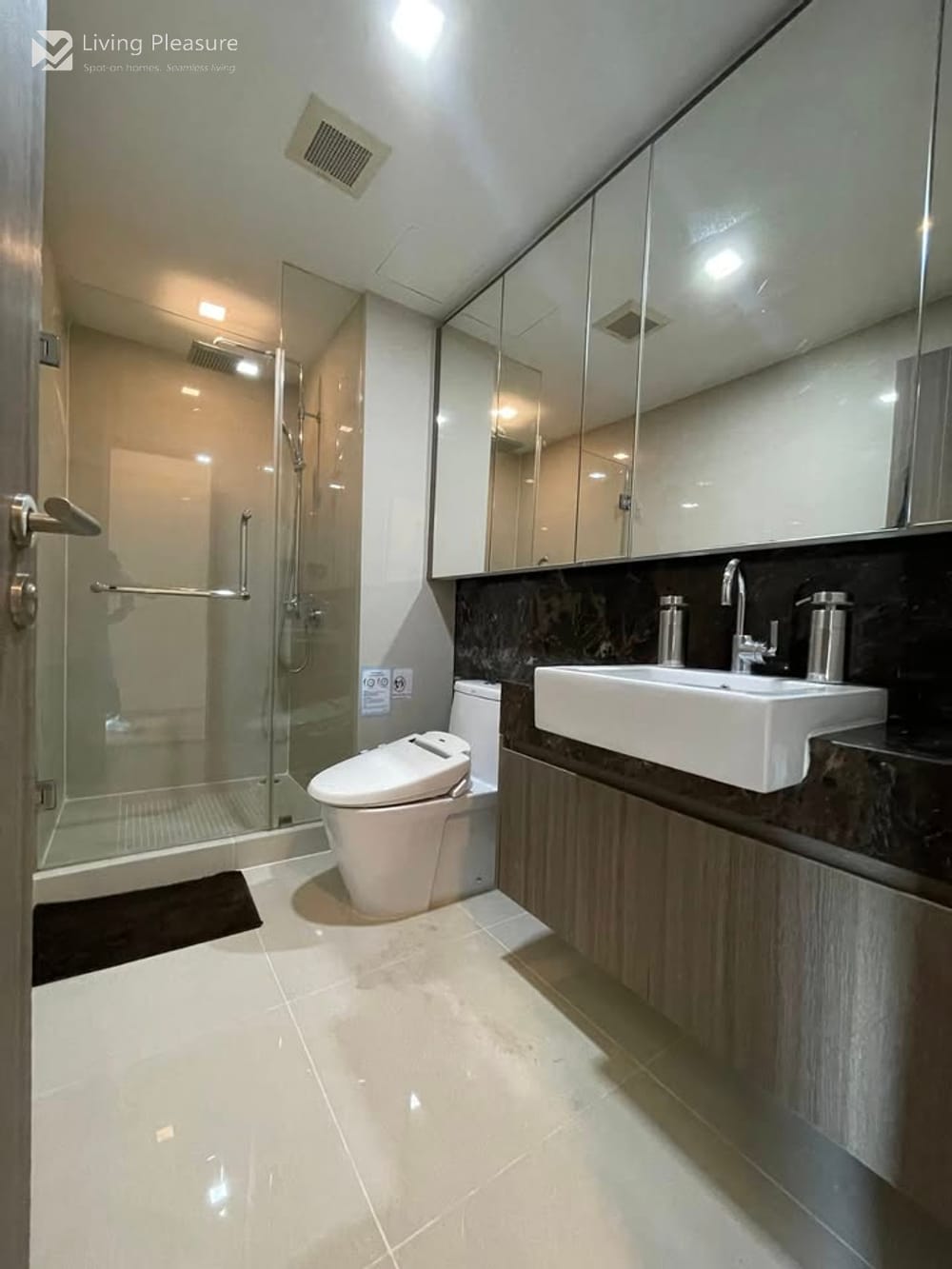 2 Bedrooms for Rent I Art @ Thonglor 7