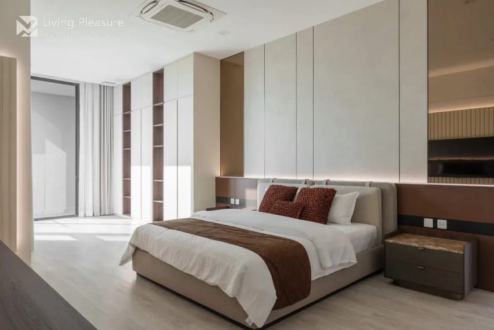 For Rent: Luxury 3-Storey Corner House with Private Lift | VIVE Krungthep Kreetha | 421 SQM | 4BR | EV Charger 19