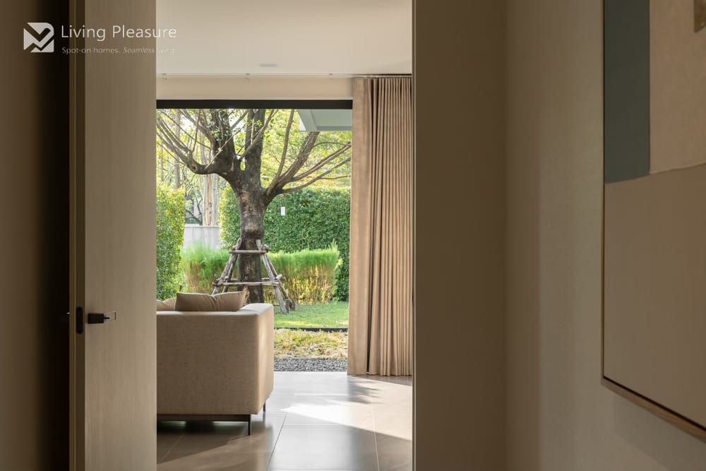 For Rent: Luxury 3-Storey Corner House with Private Lift | VIVE Krungthep Kreetha | 421 SQM | 4BR | EV Charger 6
