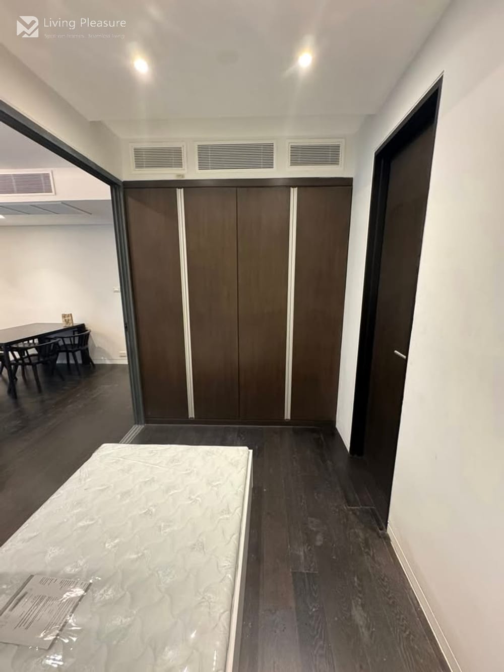 Modern 2-Bedroom Condo for Sale and Rent I Siamese Gioia 12