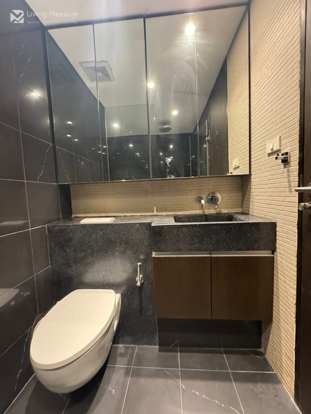 Modern 2-Bedroom Condo for Sale and Rent I Siamese Gioia 14