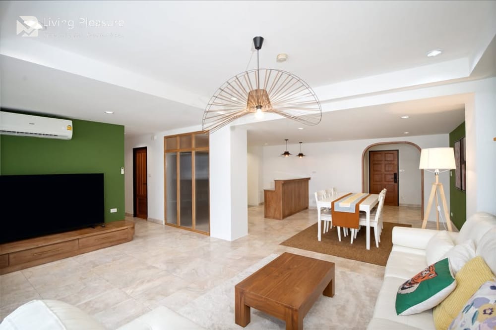 3-Bedroom Condo for Rent I Ruamjai Heights I MRT Phetchaburi 2