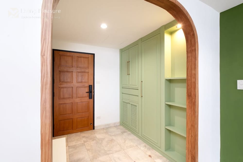 3-Bedroom Condo for Rent I Ruamjai Heights I MRT Phetchaburi 10
