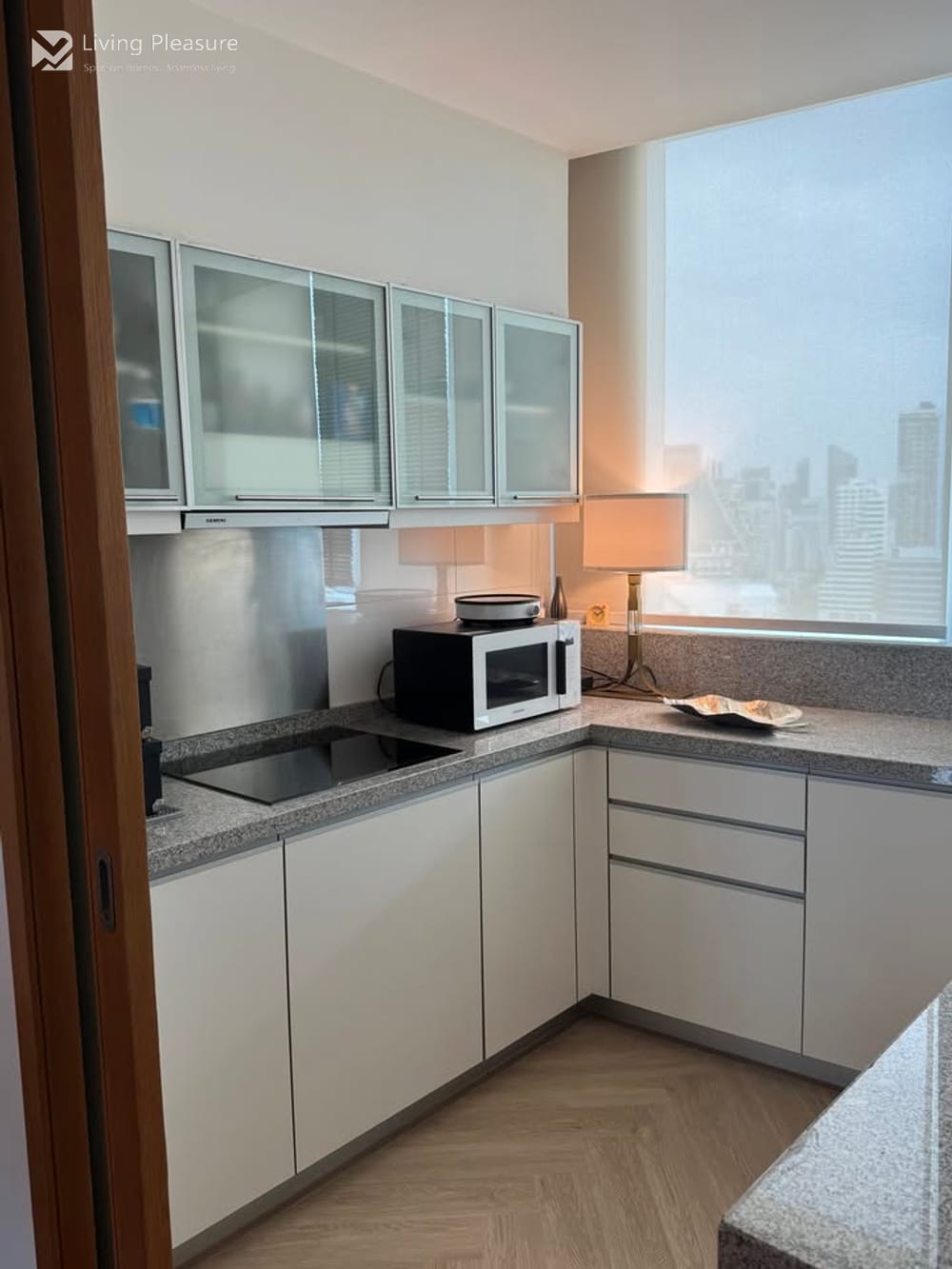 3 Bedroom for Rent & Sale I Millenium Residences I BTS Asoke & MRT Sukhumvit 14