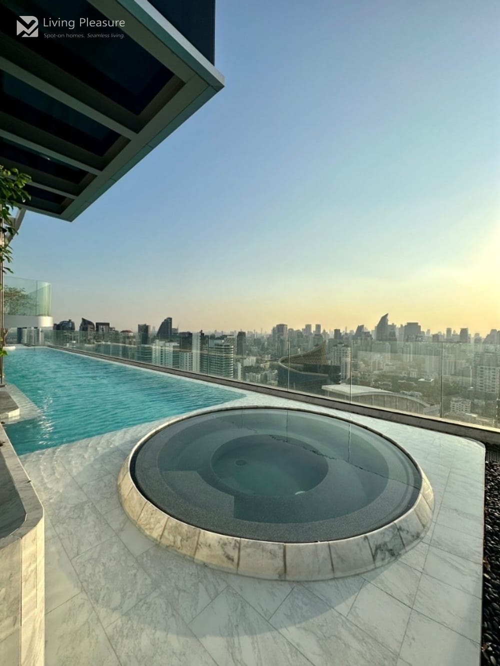 2 Bedrooms Duplex for Rent I Park Origin Thonglor I BTS Thonglor 19