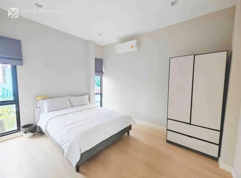 Private Pool Villa – Inthamara 29 Yak 1 (Near MRT Sutthisarn) 2