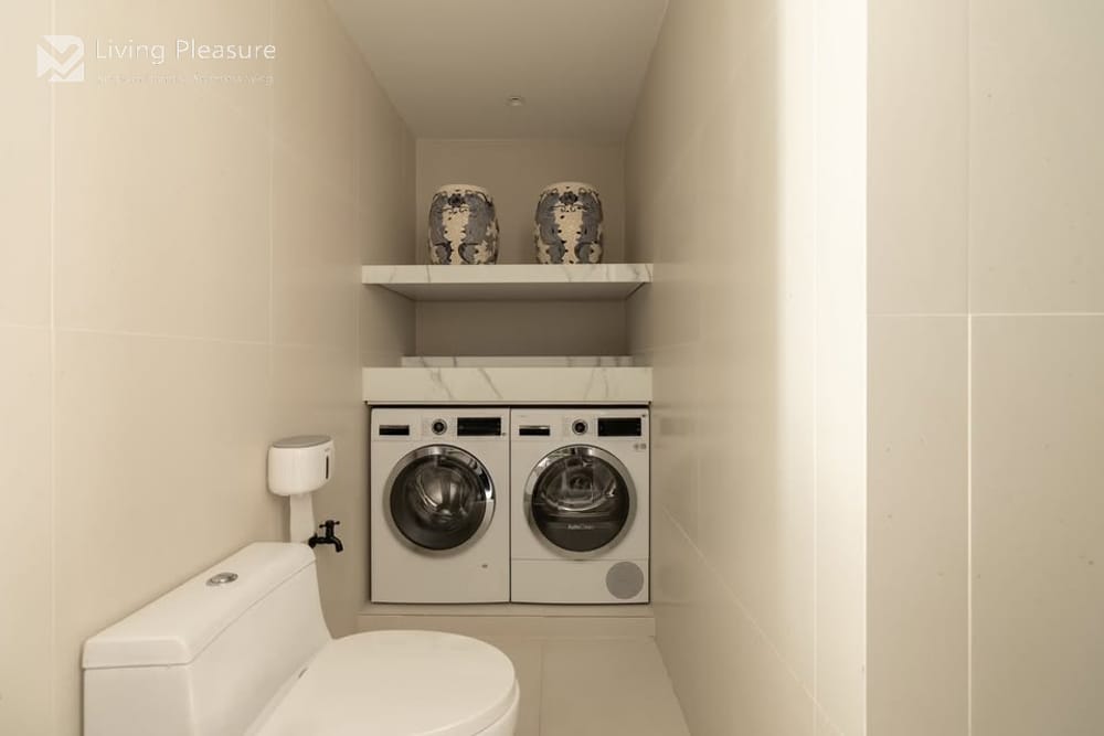 Modern 2-Bedroom Condo for Sale I Newton Tower I BTS Nana 4