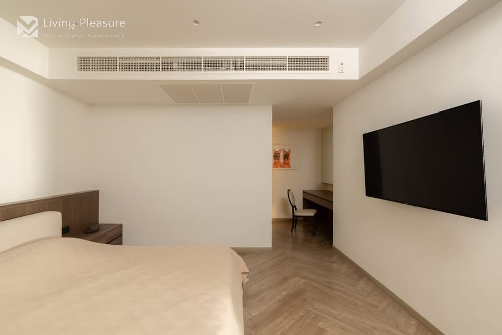 Modern 2-Bedroom Condo for Sale I Newton Tower I BTS Nana 11