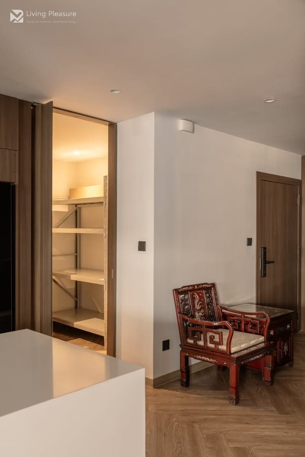 Modern 2-Bedroom Condo for Sale I Newton Tower I BTS Nana 12