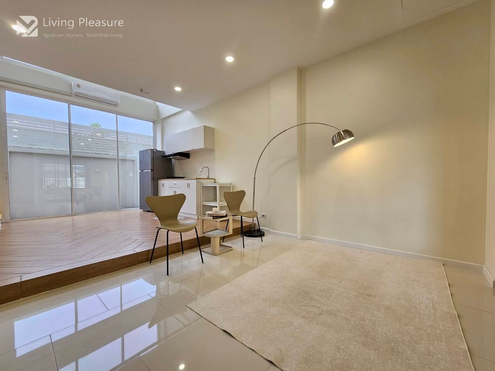 Minimalist Townhome – Sangkhom Songkhro 16, Lat Phrao 71 (Near MRT Chokchai 4) 2