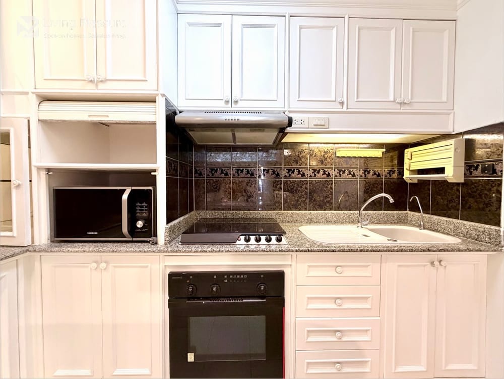 2-Bedroom Condo for Rent I Las Colinas I MRT Sukhumvit  2