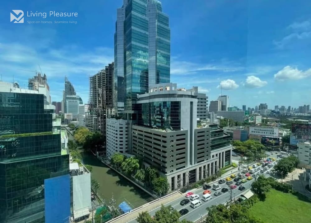 Modern 2-Bedroom Condo for Sale and Rent I Life One Wireless I BTS Phloen Chit 18