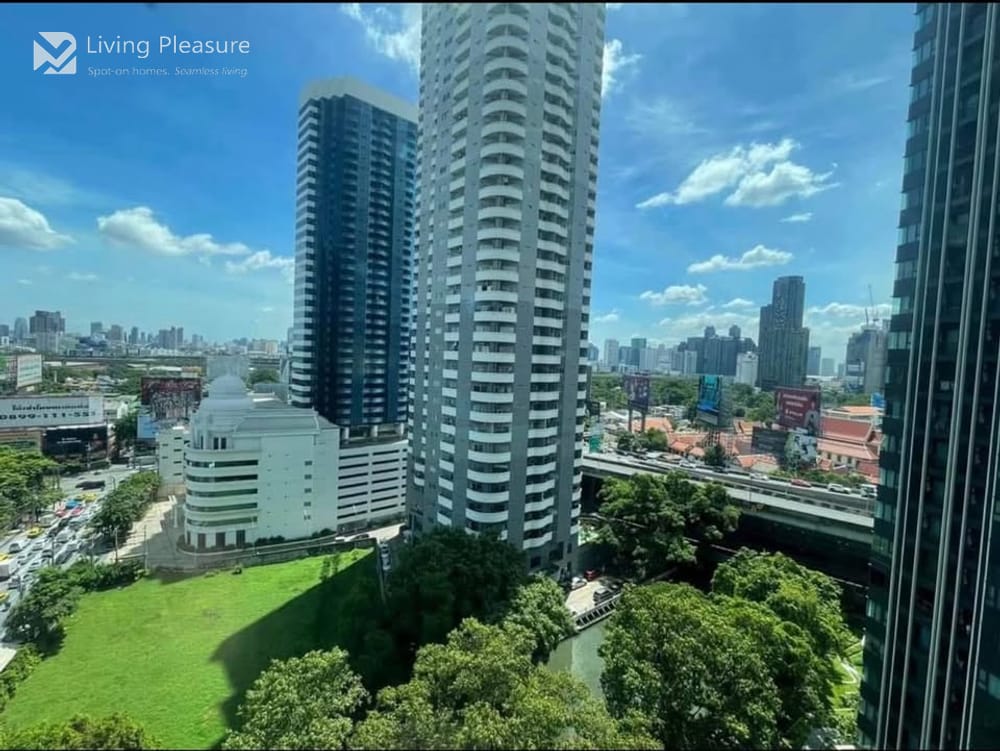 Modern 2-Bedroom Condo for Sale and Rent I Life One Wireless I BTS Phloen Chit 19