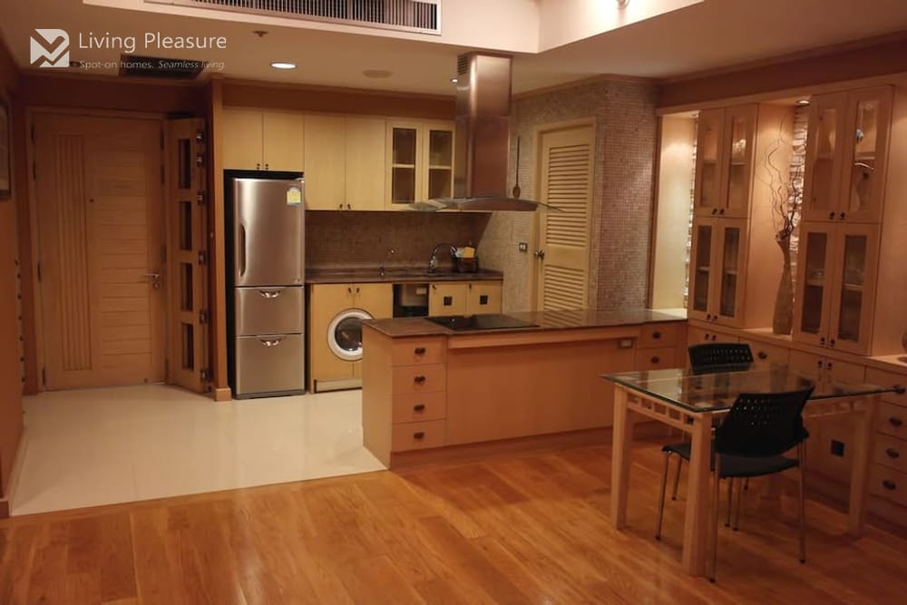 Luxury 1 Bedroom Condo for Rent | Baan Sathorn Chaophraya 6
