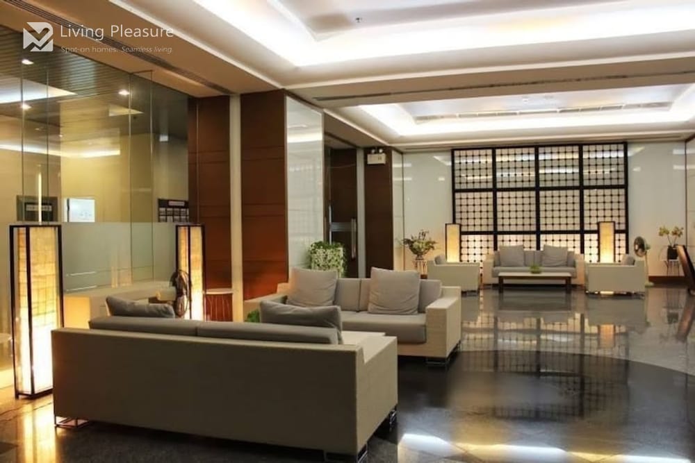 Luxury 1 Bedroom Condo for Rent | Baan Sathorn Chaophraya 17