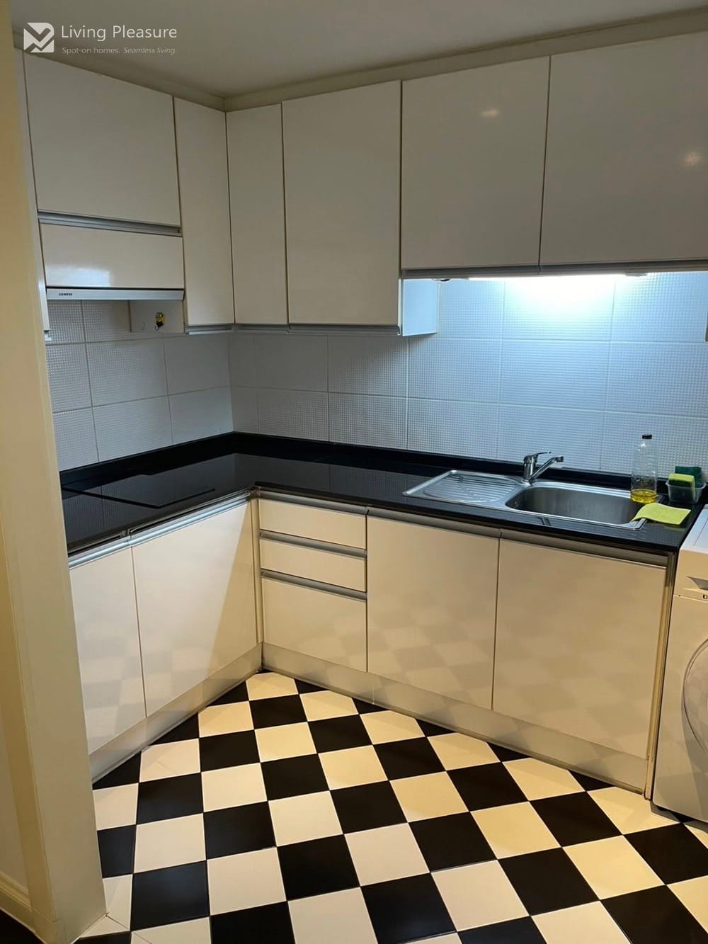 2 Bedrooms for Rent I Serene Place Sukhumvit 24 3