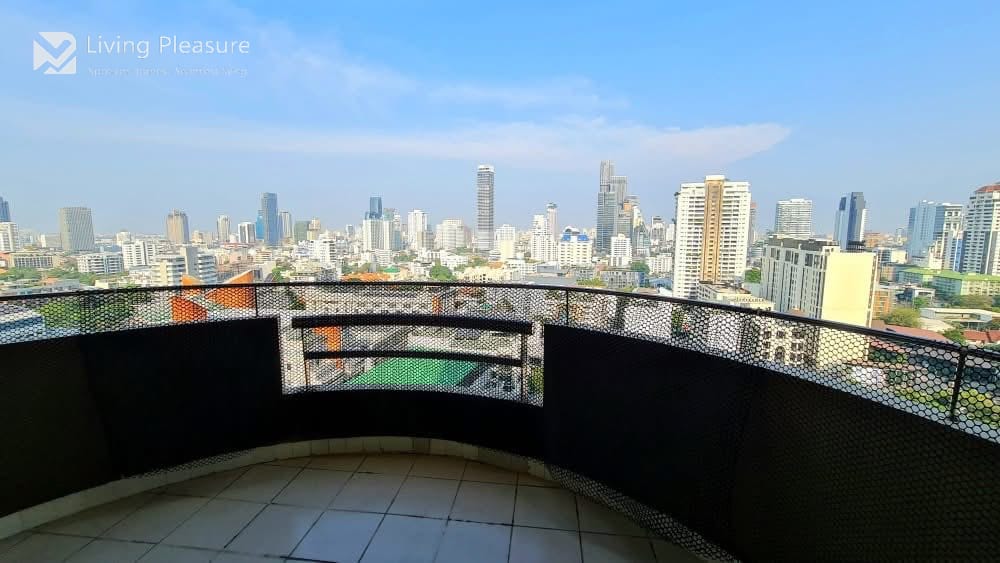 Luxury 3-Bedroom Apartment for Rent | 289 sqm | High Floor 13