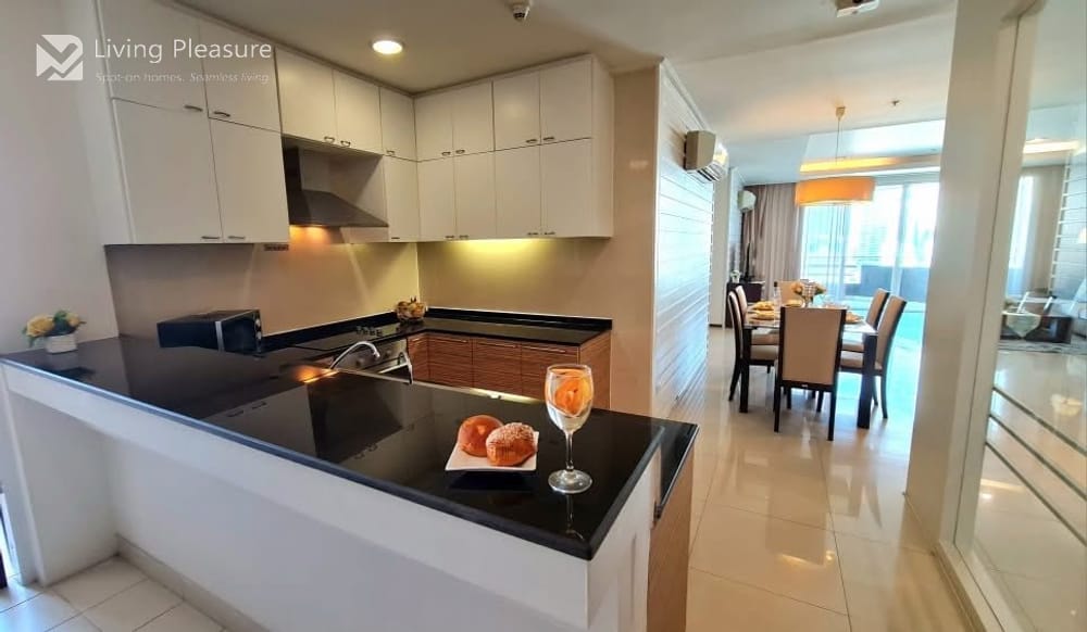 Luxury 3-Bedroom Apartment for Rent | 289 sqm | High Floor 5