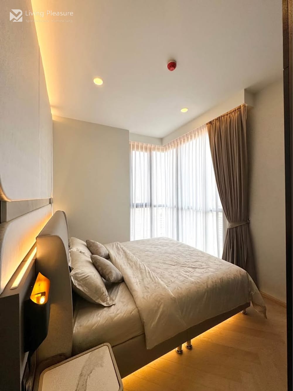 2 Bedroom for Rent I Park Origin Thonglor 10