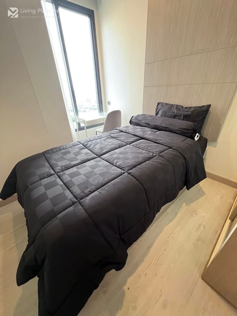 Pet-Friendly 2-Bedroom Condo for Sale and Rent I M Thonglor 10 6