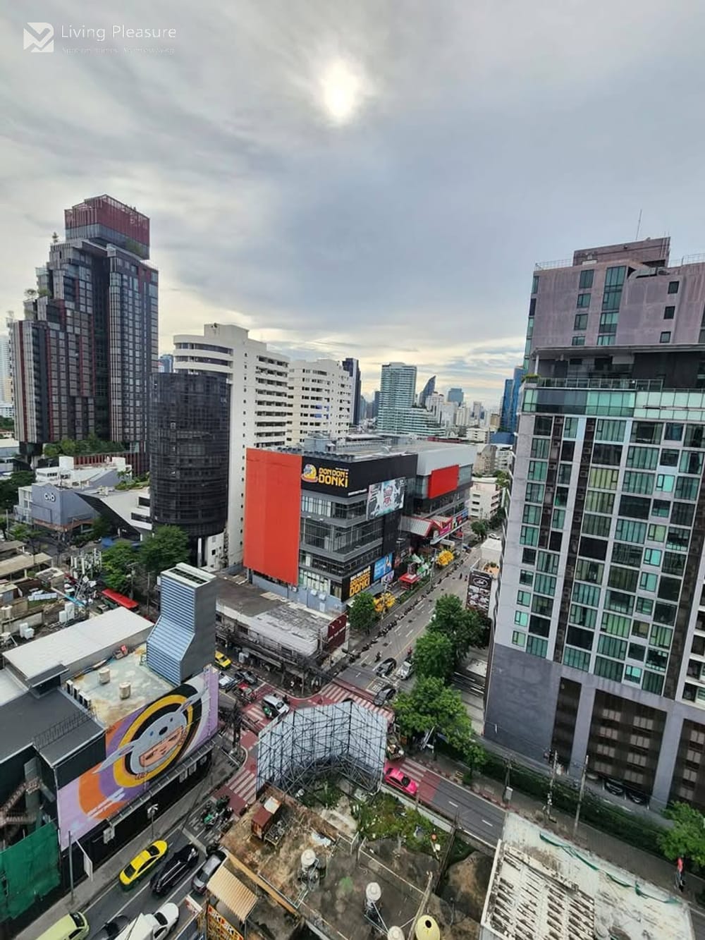 Pet-Friendly 1 Bedroom Condo for Rent in M Thonglor 10 2