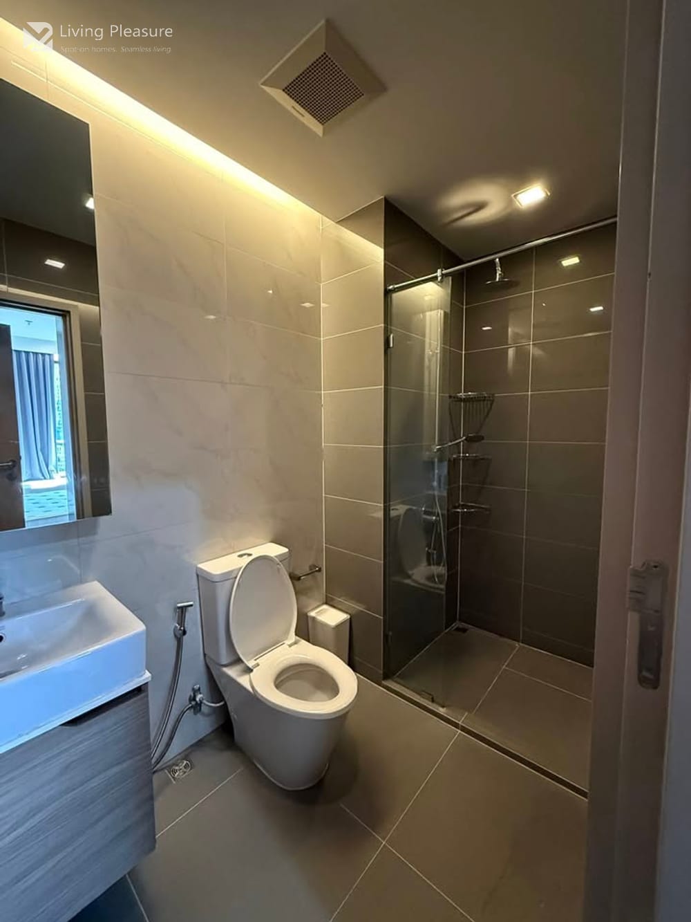 1-Bedroom Pet-Friendly Condo for Sale and Rent I M Thonglor 10 13