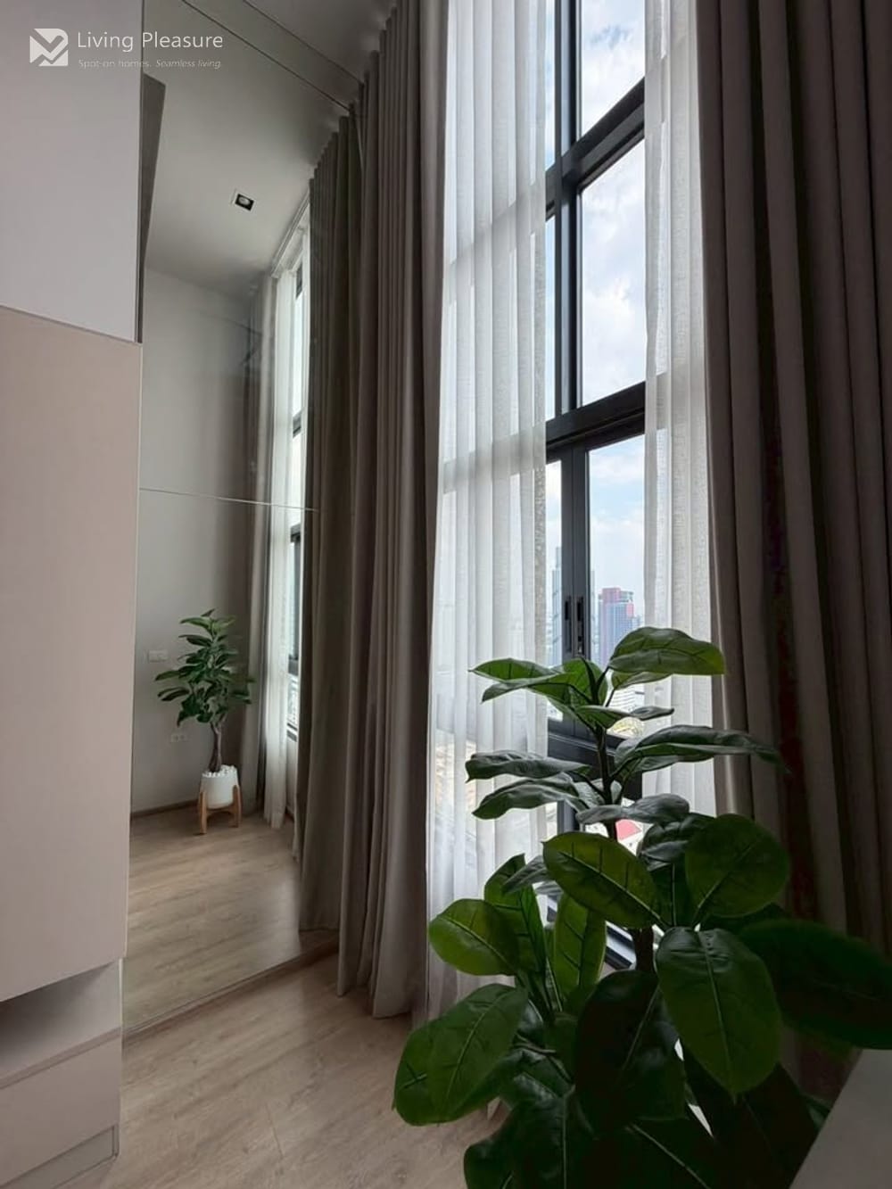 1 Bedroom Duplex for Rent I IDEO Rama9-Asoke 6