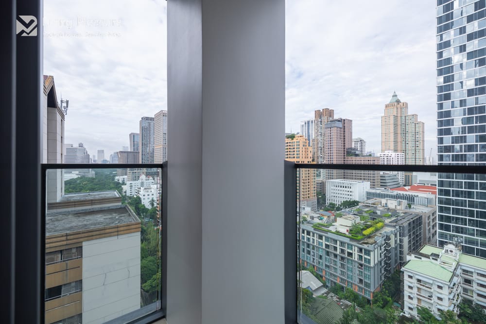 1-Bedroom Condo for Rent I Tonson One Residence, Pet-Friendly I BTS Chit Lom 12
