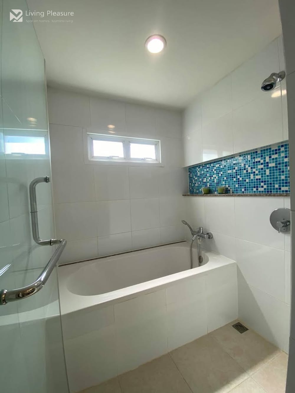 2 Bedrooms for Rent & Sale I Residence 52 10