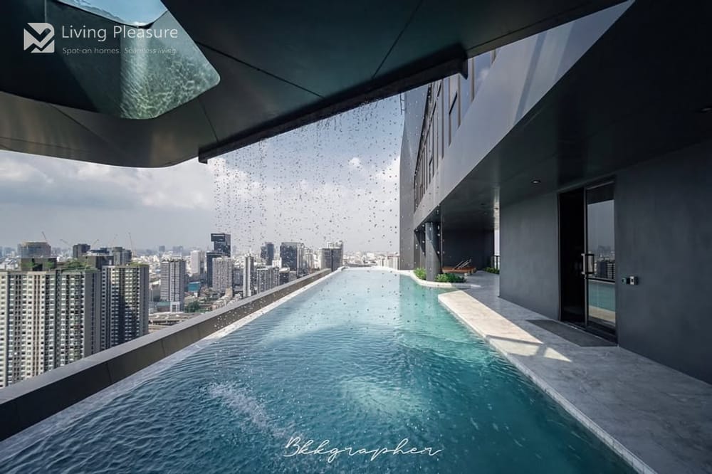2-Bedroom Apartment for Rent at Ideo Mobi Asoke near MRT Phetchaburi 23