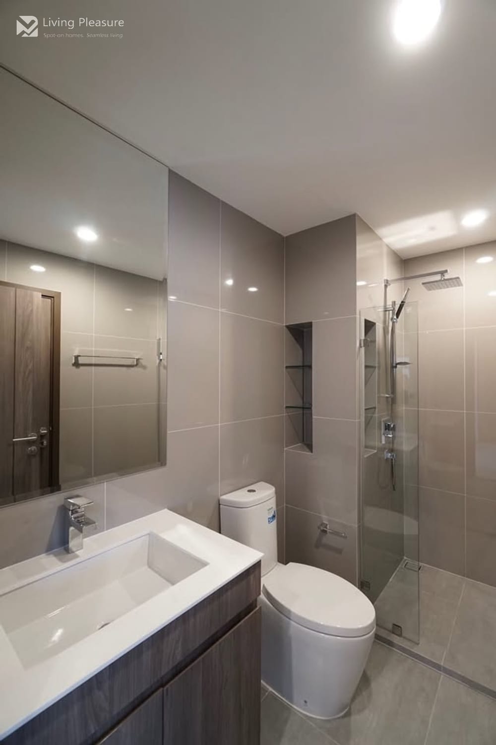 2-Bedroom Apartment for Rent at Ideo Mobi Asoke near MRT Phetchaburi 19