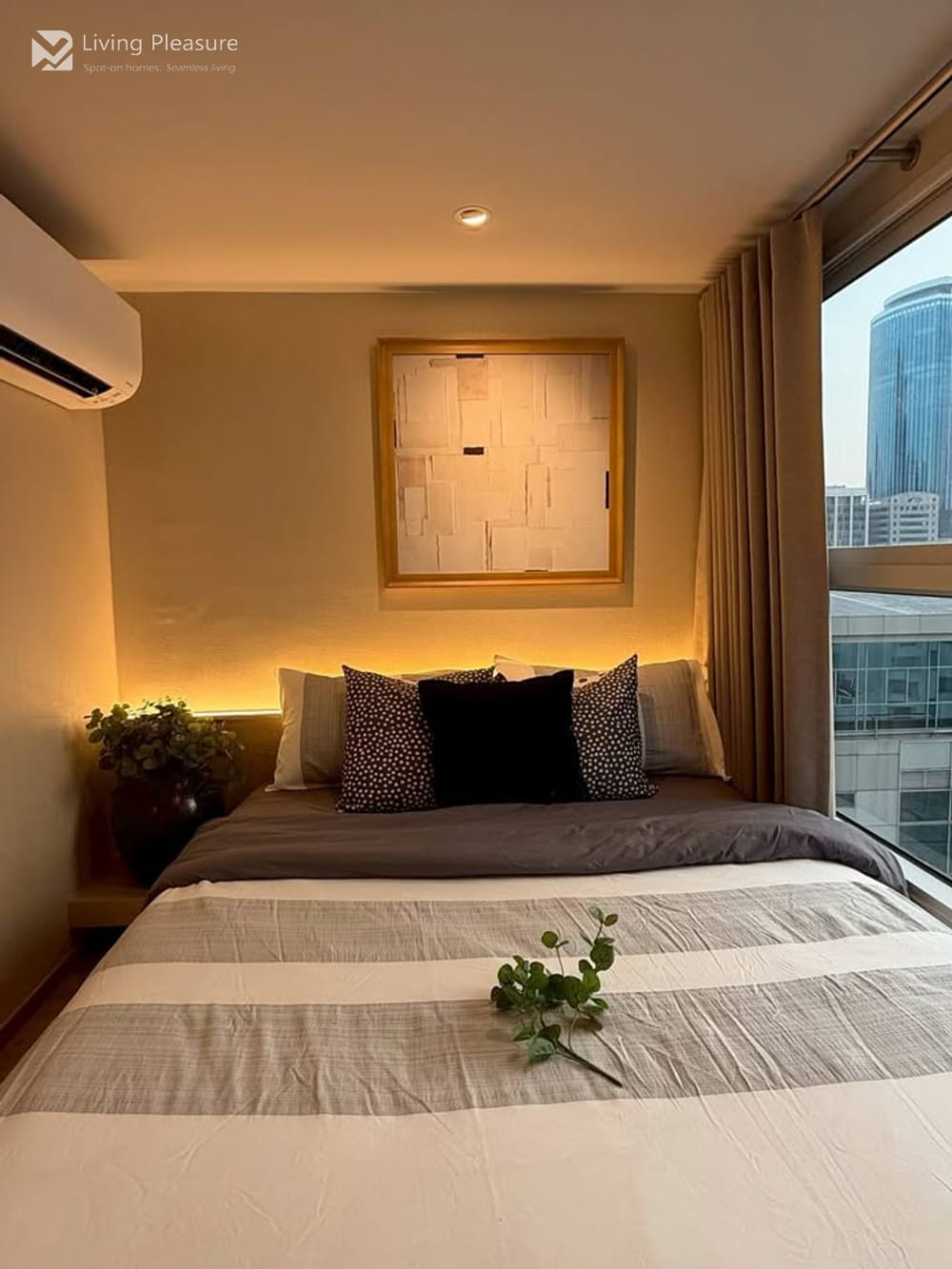 1 Bedroom Duplex for Rent I Culture Chula I MRT Samyan 14