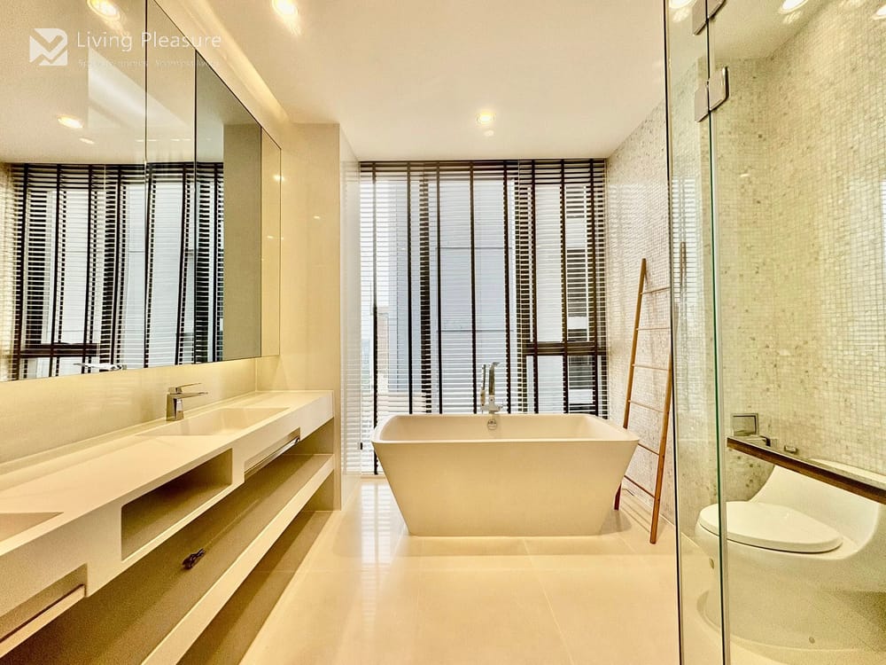 2 Bedrooms Condo for Rent & Sale I Vittorio Sukhumvit 39 I BTS Phromphong 10