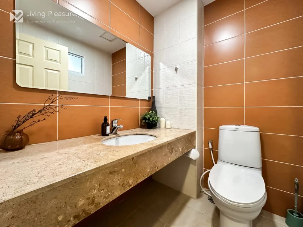 Lumpini Suite Sukhumvit 41 | Spacious 2-Bedroom Apartment | Ultra-Fast WiFi | Private Pool | Phrom Phong 28