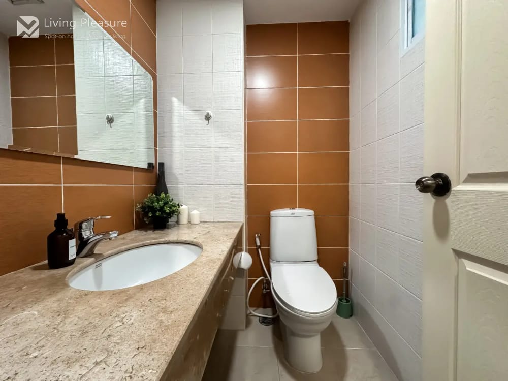 Lumpini Suite Sukhumvit 41 | Spacious 2-Bedroom Apartment | Ultra-Fast WiFi | Private Pool | Phrom Phong 29