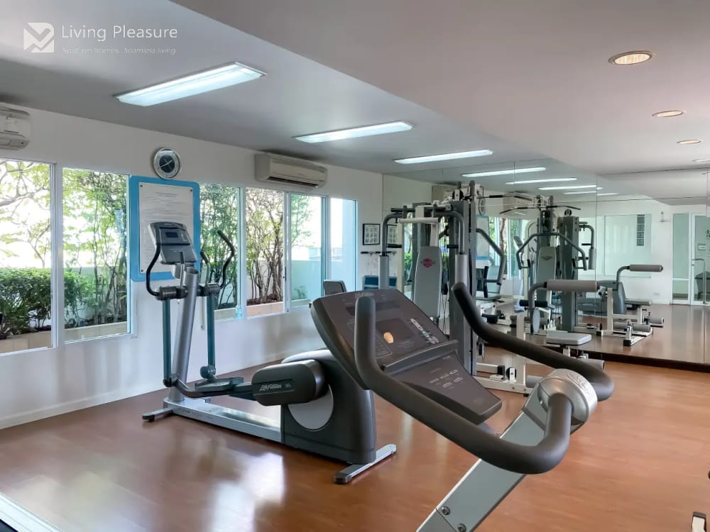 Lumpini Suite Sukhumvit 41 | Spacious 2-Bedroom Apartment | Ultra-Fast WiFi | Private Pool | Phrom Phong 36