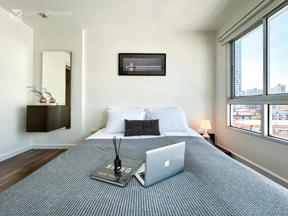 Modern High-Rise Living at The Room Sukhumvit 79 (BTS On Nut) 4