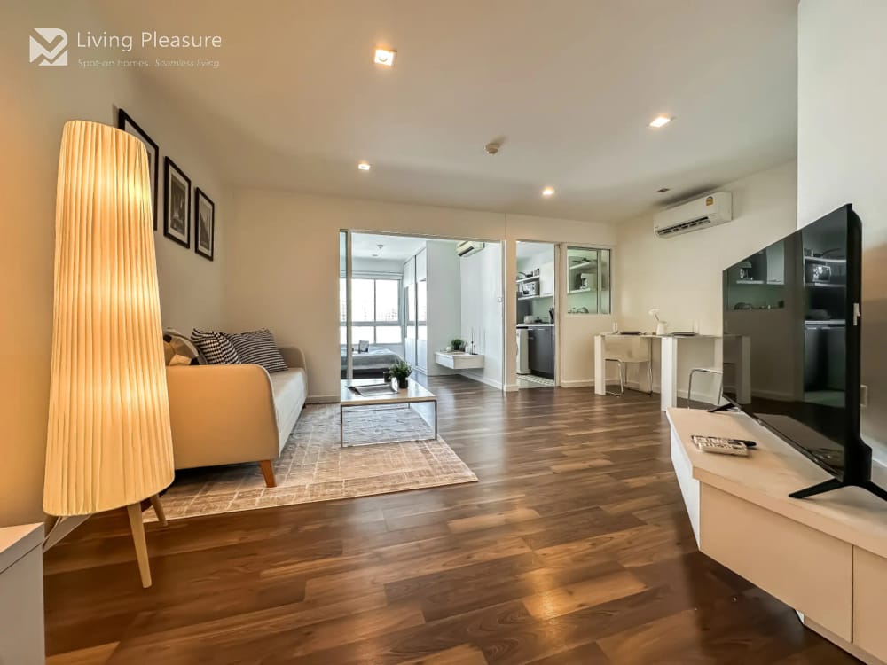 Modern High-Rise Living at The Room Sukhumvit 79 (BTS On Nut) 8